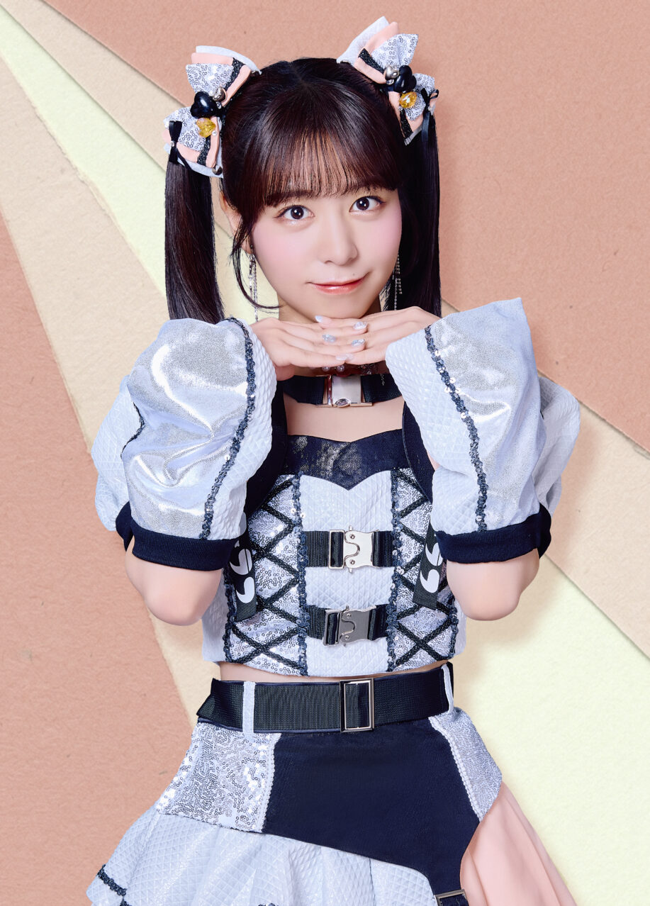 ラフ×ラフ　ラフラフ　吉村萌南　直筆サイン　生写真　チアガール衣装 吉村萌南 | ラフ×ラフ オフィシャルサイト